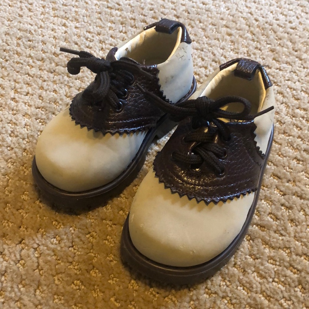 Kids dress shoes